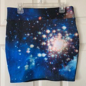 ◻️SOLD◻️ Hot Topic galaxy mini skirt S/M